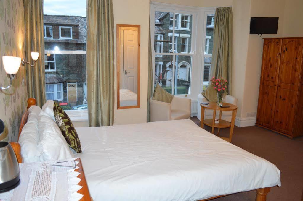קזיק Dunsford Guest House מראה חיצוני תמונה