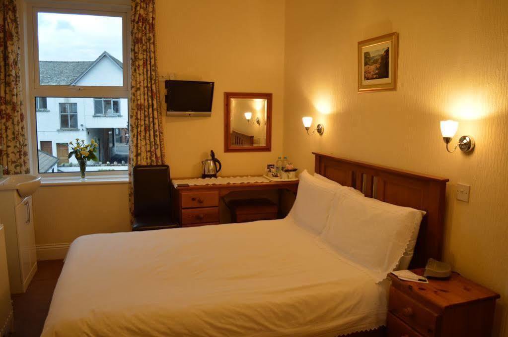 קזיק Dunsford Guest House מראה חיצוני תמונה